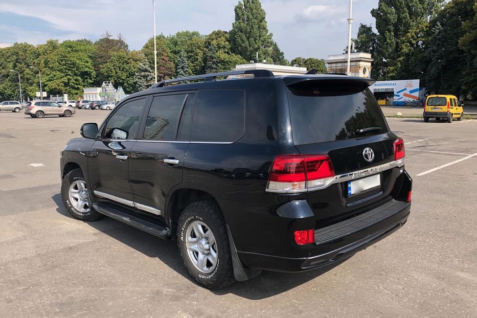 Продам Toyota Land Cruiser 200 Armored B6 2017 года в Киеве