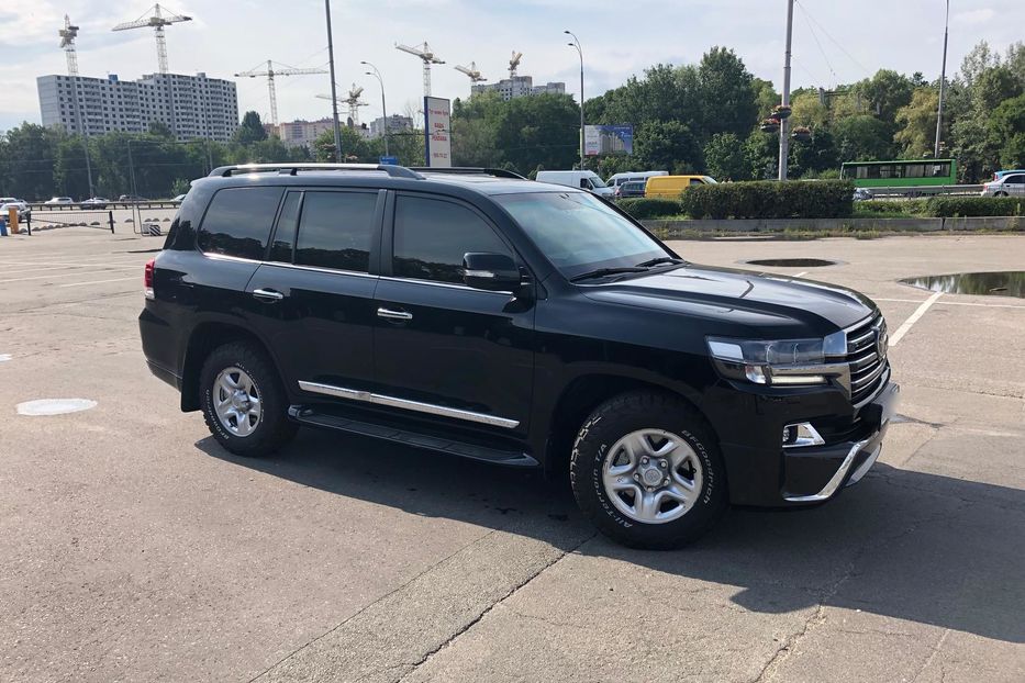 Продам Toyota Land Cruiser 200 Armored B6 2017 года в Киеве