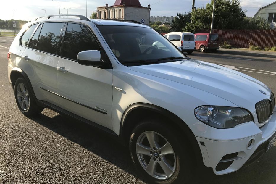 Продам BMW X5 2012 года в Виннице