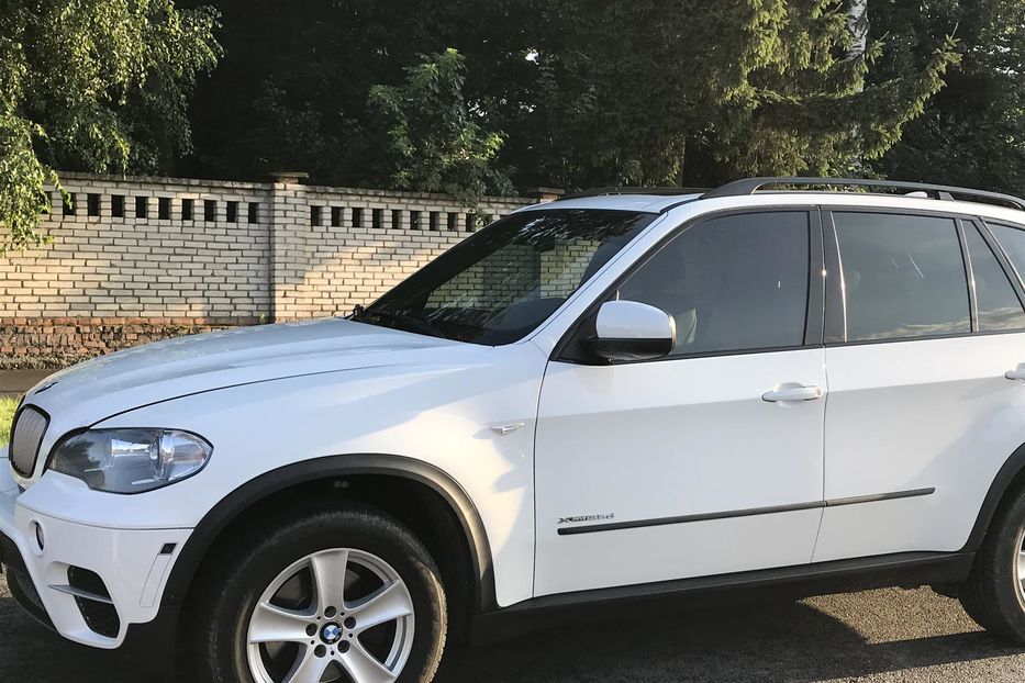 Продам BMW X5 2012 года в Виннице