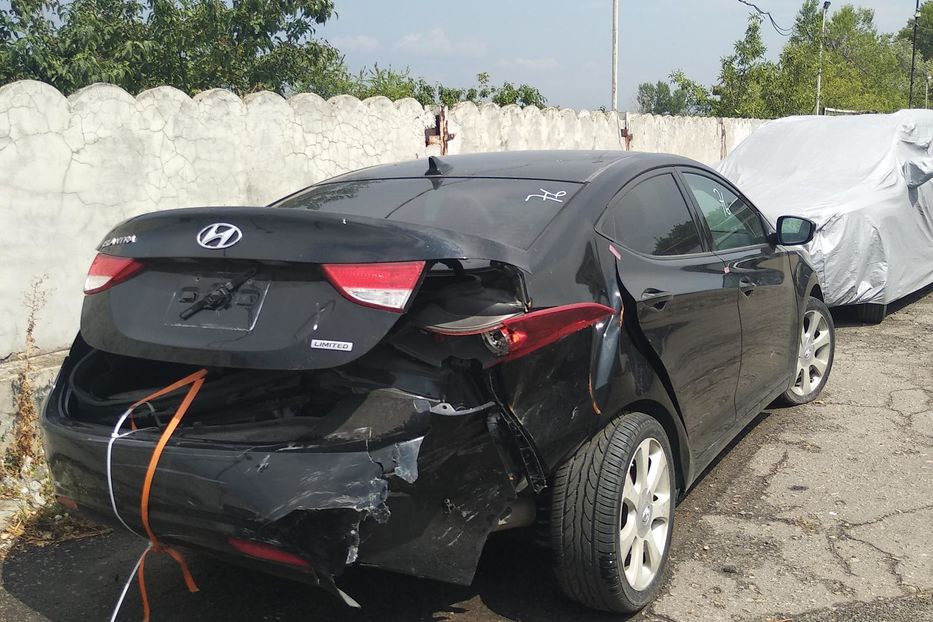Продам Hyundai Elantra GLS Limited 2013 года в Днепре