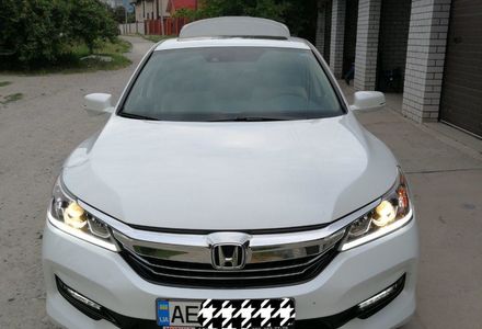 Продам Honda Accord Hybrid 2016 года в Днепре