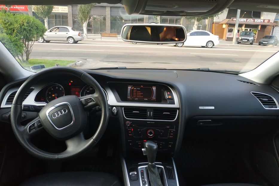 Продам Audi A5 2011 года в Днепре