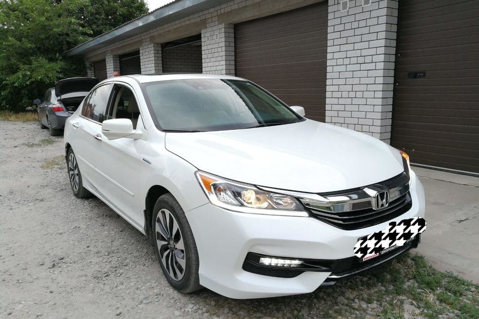 Продам Honda Accord Hybrid 2016 года в Днепре