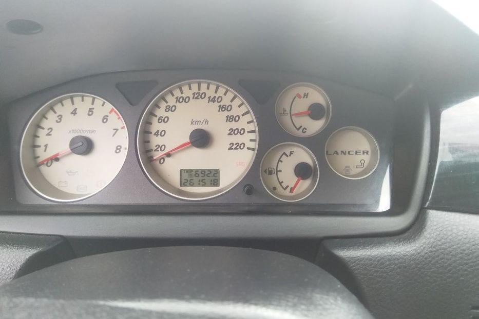 Продам Mitsubishi Lancer 2004 года в Киеве