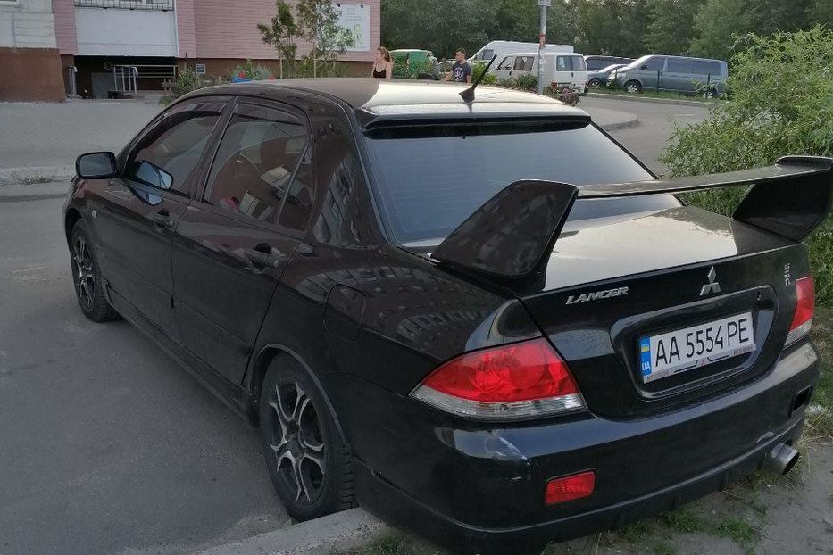 Продам Mitsubishi Lancer 2004 года в Киеве