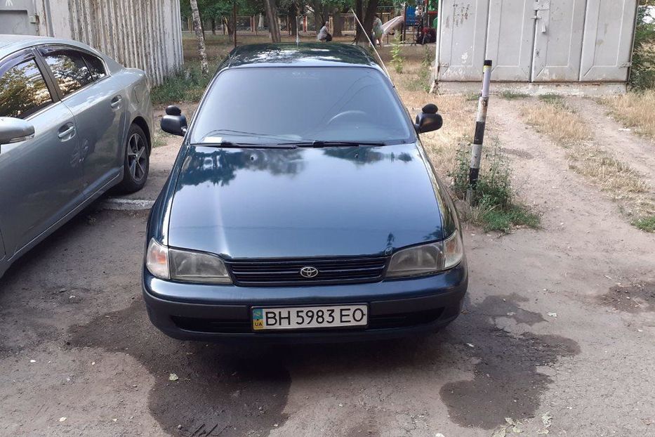 Продам Toyota Carina 1993 года в Одессе