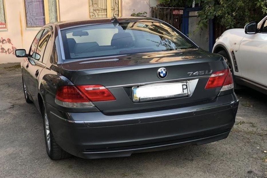 Продам BMW 745 2005 года в Виннице