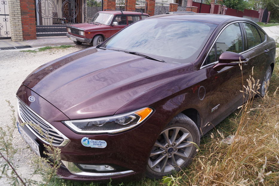 Продам Ford Fusion Titanium Energi Plug-In Hybrid 2016 года в Тернополе