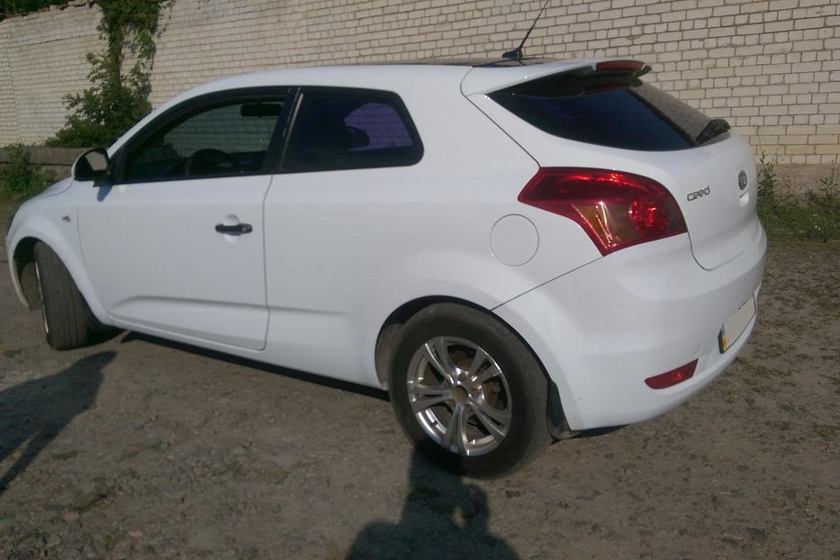 Продам Kia Ceed PRO 2008 года в Харькове