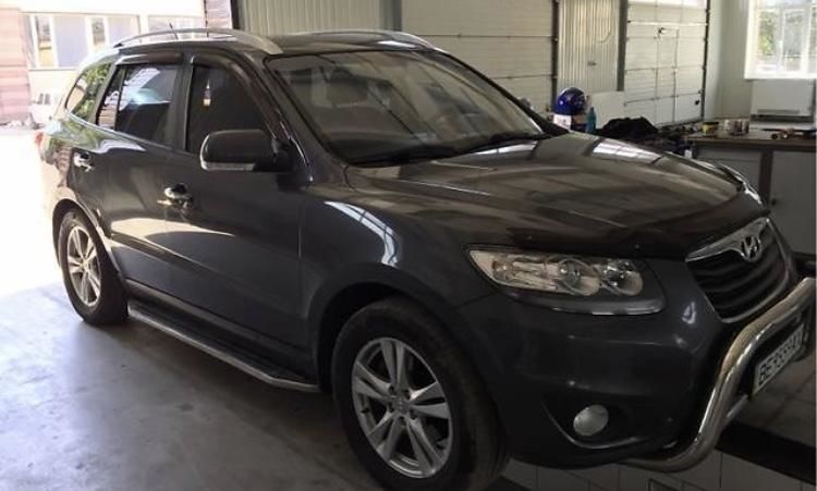 Продам Hyundai Santa FE 2011 года в Николаеве