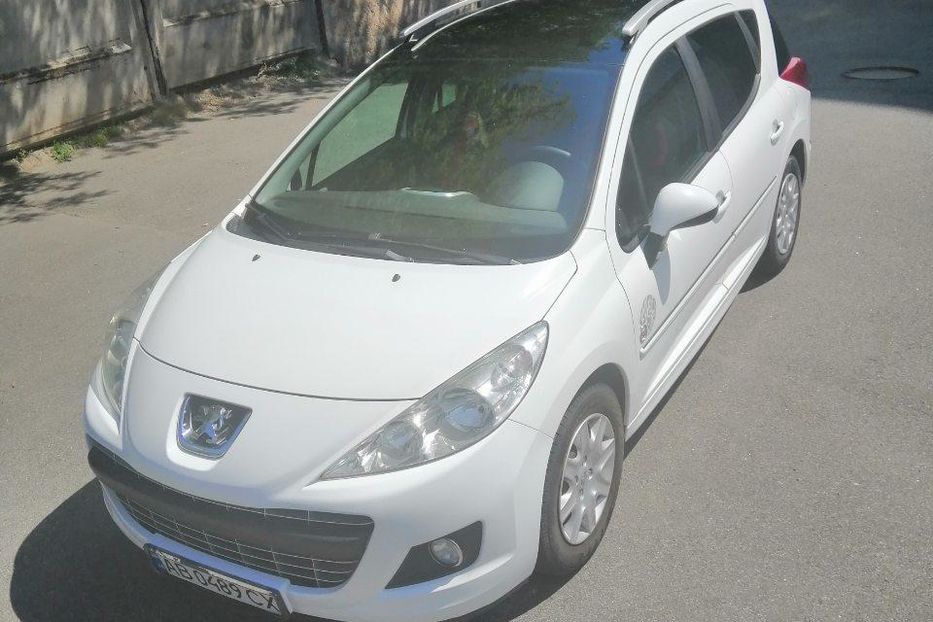 Продам Peugeot 207 2011 года в Виннице