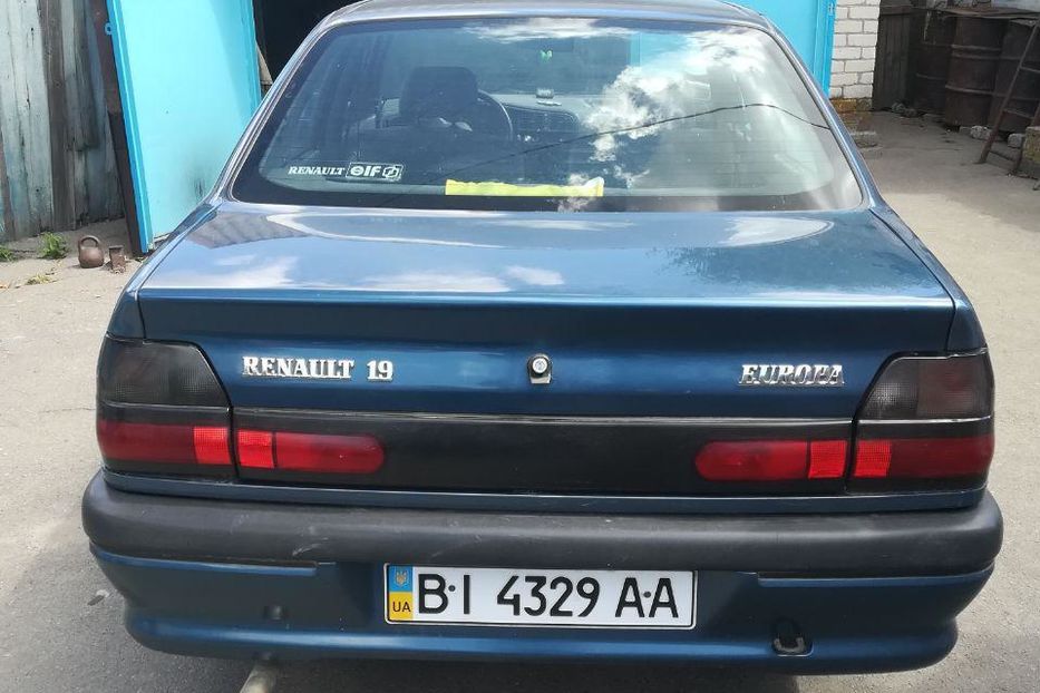 Продам Renault 19 1995 года в г. Кременчуг, Полтавская область