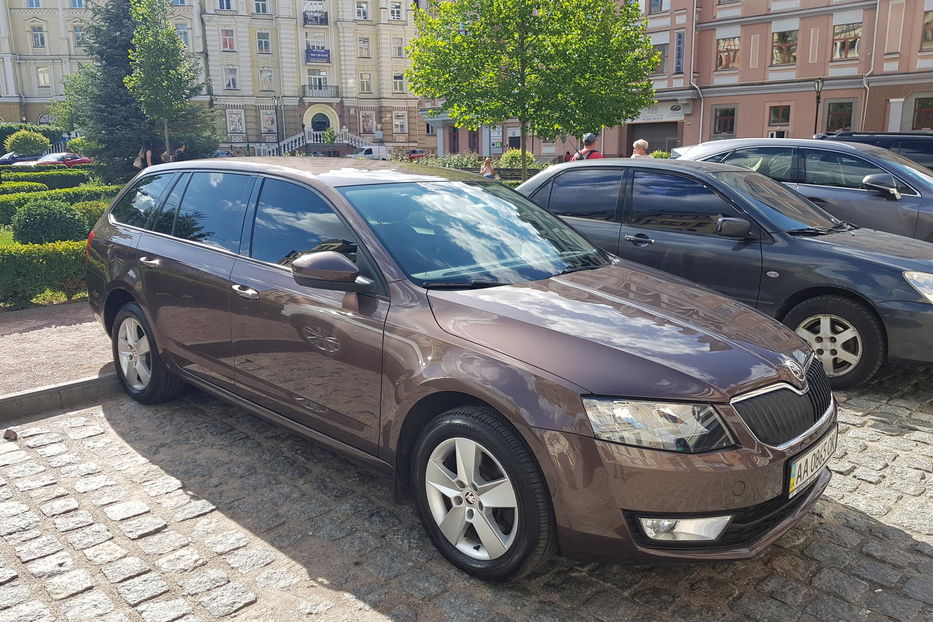 Продам Skoda Octavia A7 2014 года в Киеве