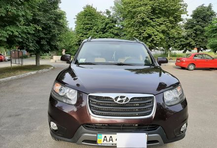 Продам Hyundai Santa FE 2012 года в Киеве