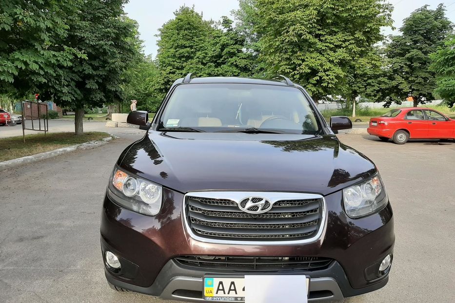 Продам Hyundai Santa FE 2012 года в Киеве