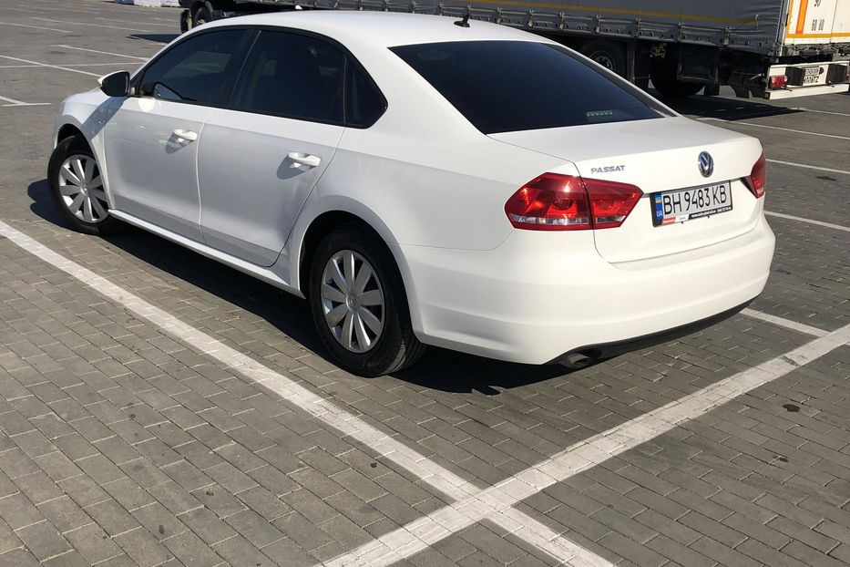 Продам Volkswagen Passat B7 2011 года в Одессе