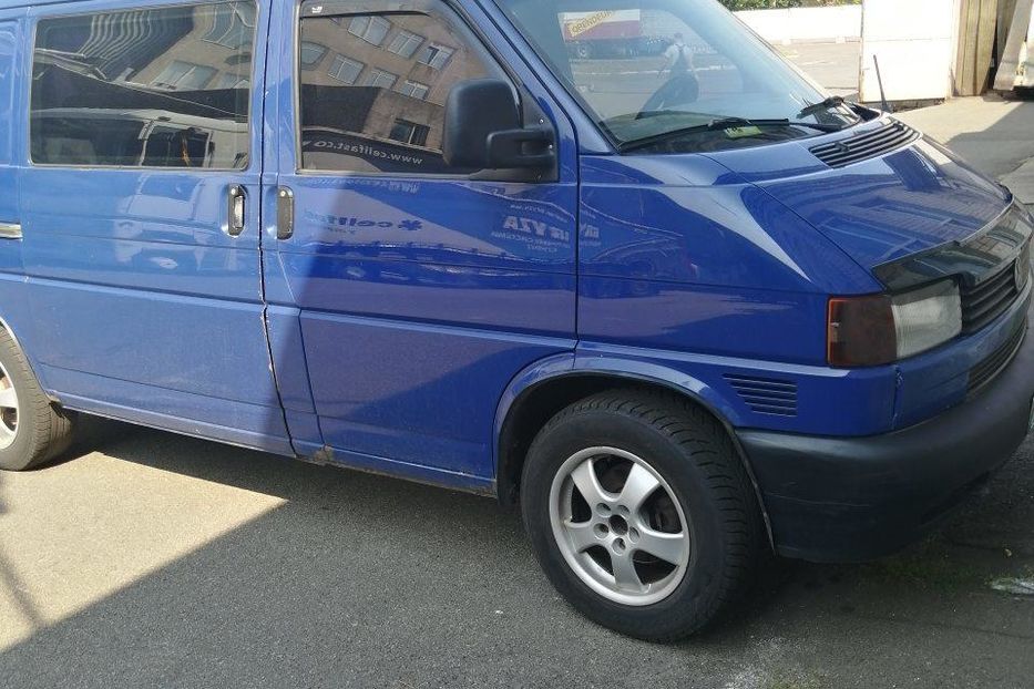 Продам Volkswagen T4 (Transporter) пасс. 1999 года в Киеве