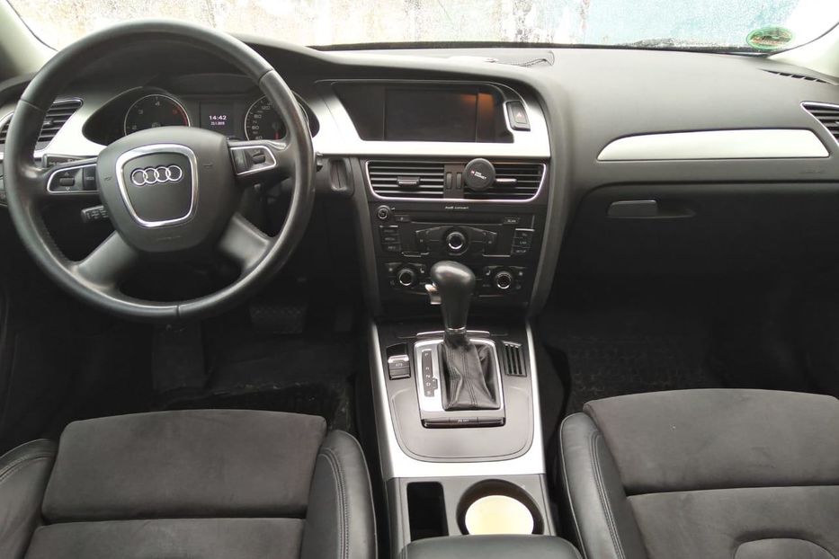Продам Audi A4 Avant 2011 года в Киеве