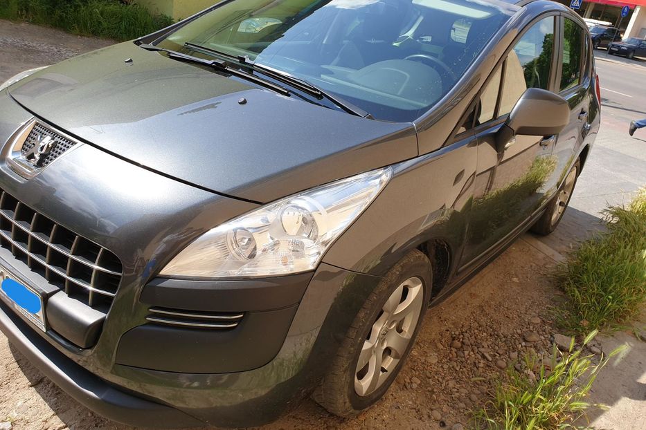 Продам Peugeot 3008 2013 года в Ивано-Франковске