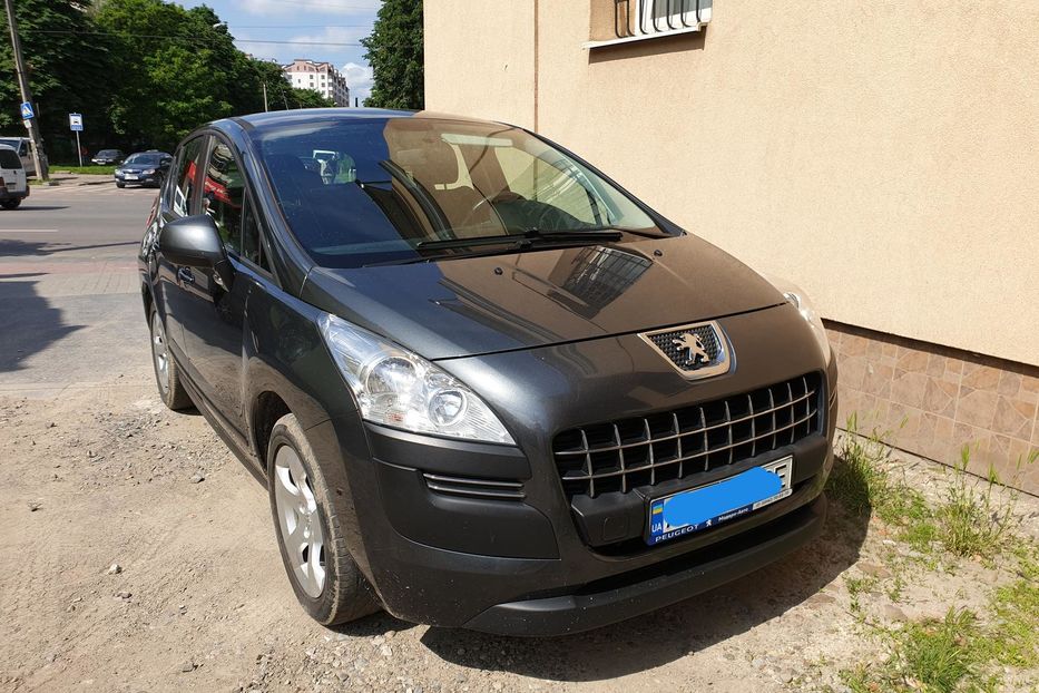 Продам Peugeot 3008 2013 года в Ивано-Франковске