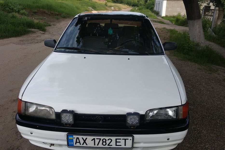 Продам Mazda 323 1992 года в Харькове