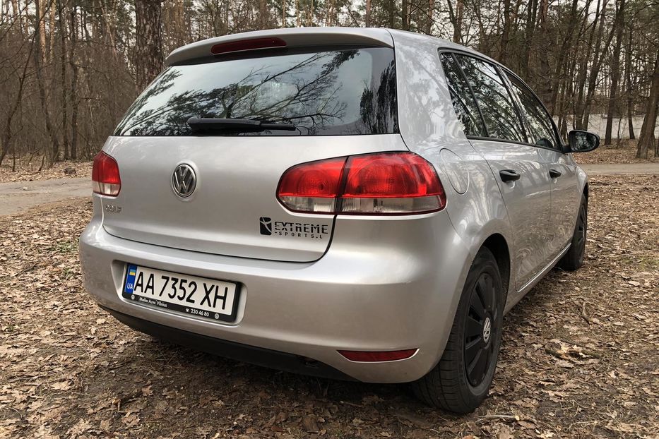 Продам Volkswagen Golf  VI 2010 года в Киеве