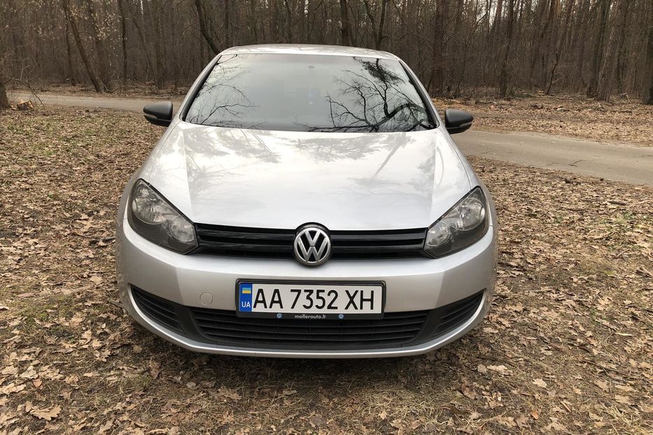 Продам Volkswagen Golf  VI 2010 года в Киеве