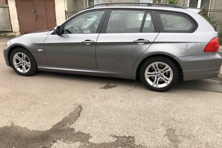 Продам BMW 318 2009 года в Ивано-Франковске