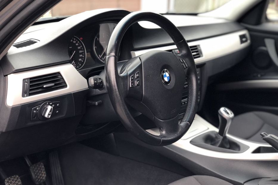 Продам BMW 318 2009 года в Ивано-Франковске