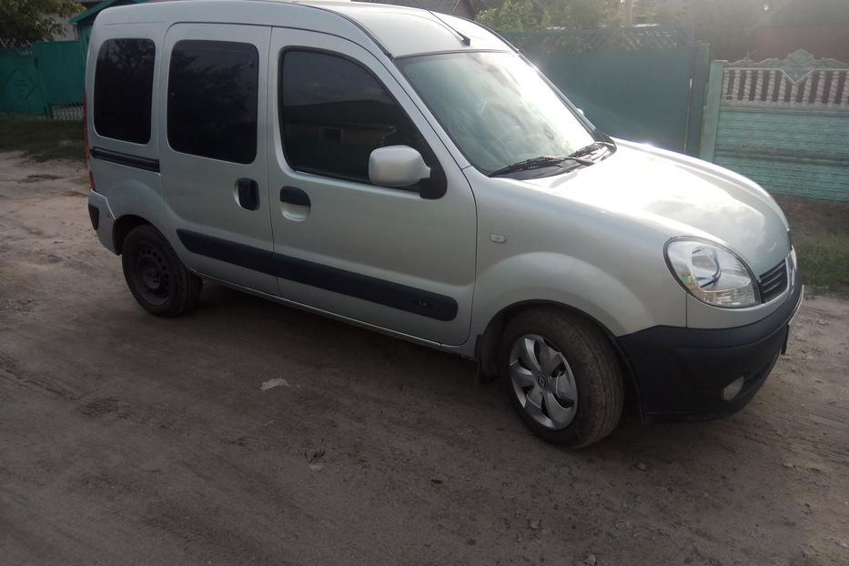 Продам Renault Kangoo пасс. 2008 года в г. Кременчуг, Полтавская область