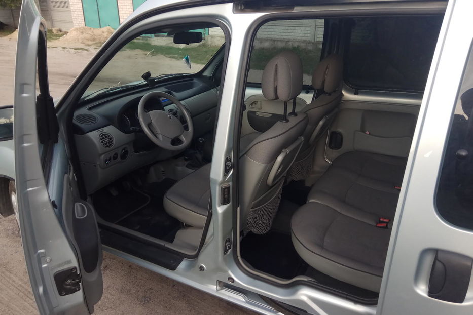 Продам Renault Kangoo пасс. 2008 года в г. Кременчуг, Полтавская область