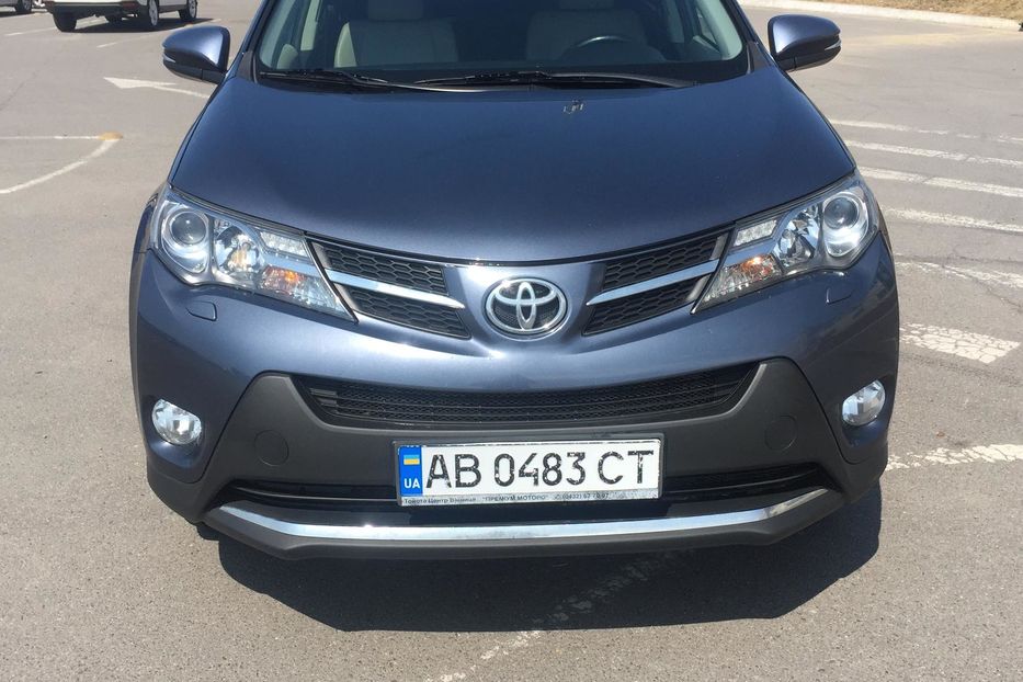 Продам Toyota Rav 4 2013 года в Виннице