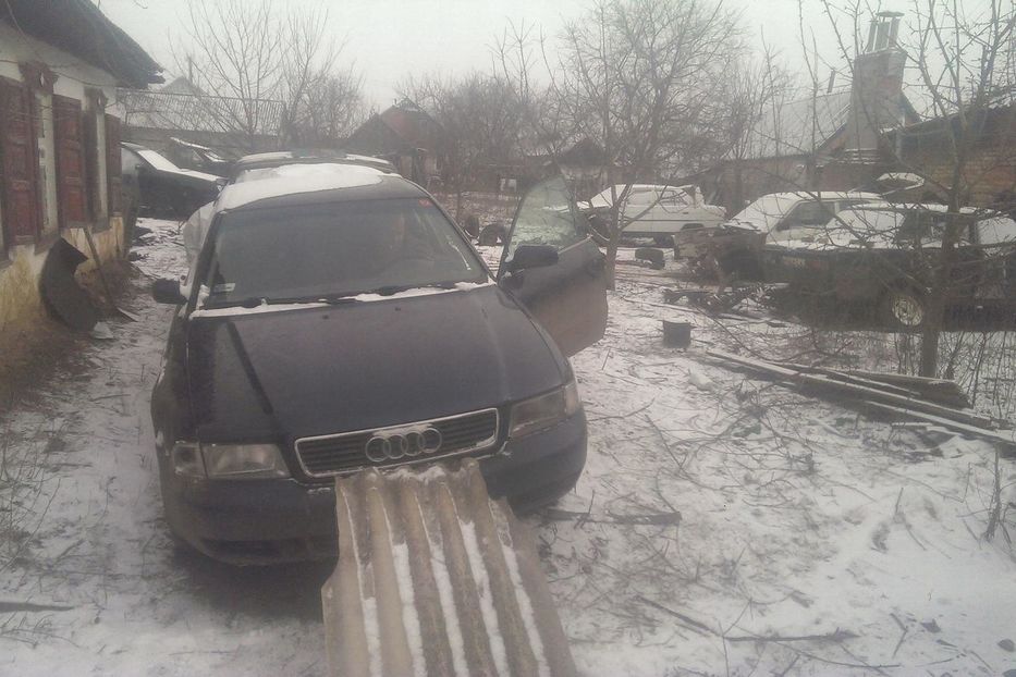 Продам Audi 80 по запчастям 1992 года в г. Знаменка, Кировоградская область