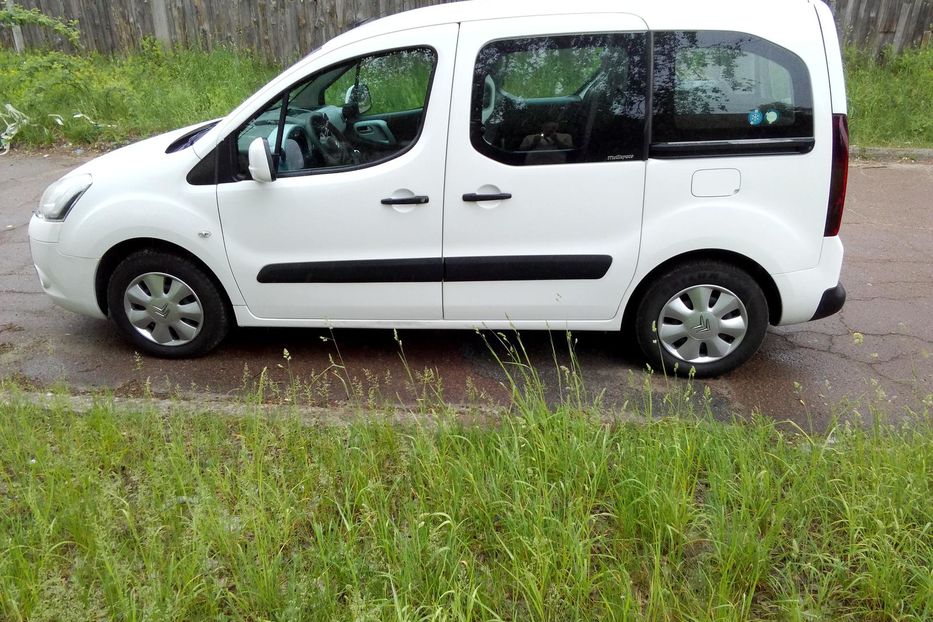 Продам Citroen Berlingo пасс. 2012 года в Чернигове