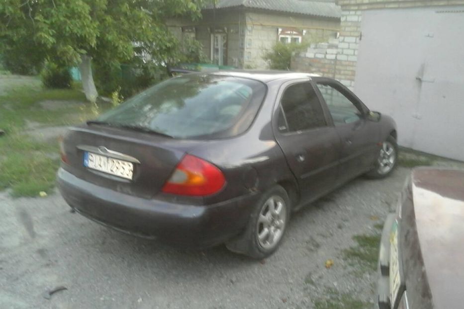 Продам Ford Mondeo по запчастям 1998 года в г. Знаменка, Кировоградская область