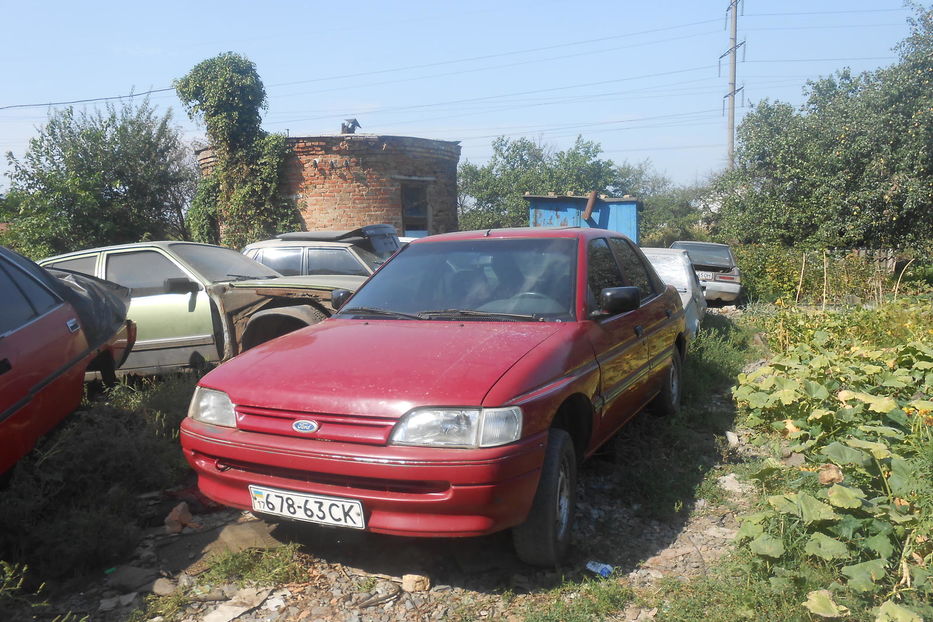 Продам Ford Mondeo по запчастям 1998 года в г. Знаменка, Кировоградская область