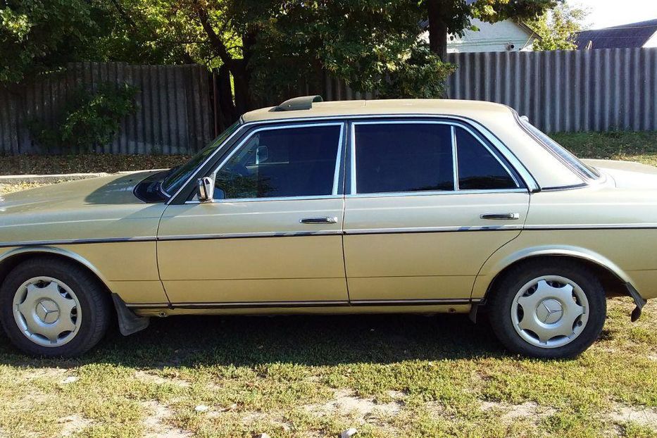 Продам Mercedes-Benz E-Class 1982 года в г. Ахтырка, Сумская область