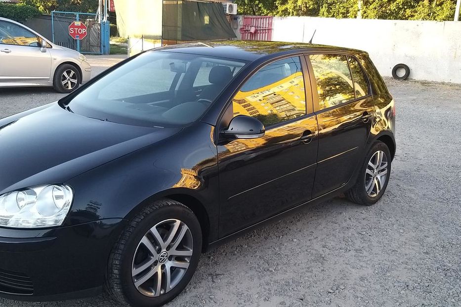 Продам Volkswagen Golf V 2008 года в г. Новомосковск, Днепропетровская область