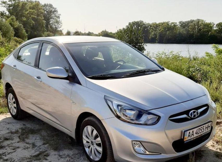 Продам Hyundai Accent  2012 года в Киеве