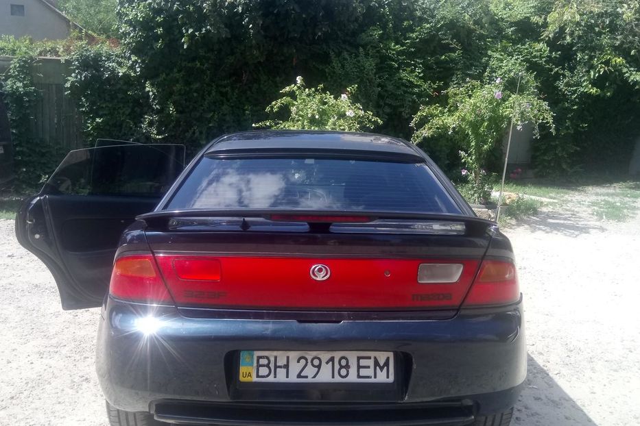 Продам Mazda 323 1995 года в Одессе