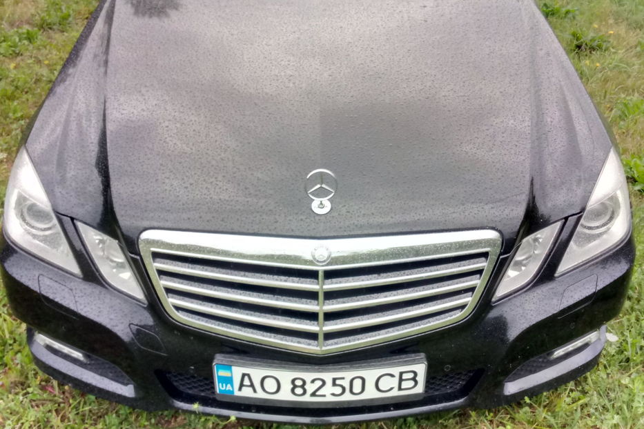 Продам Mercedes-Benz E-Class 2.2 2009 года в Ужгороде