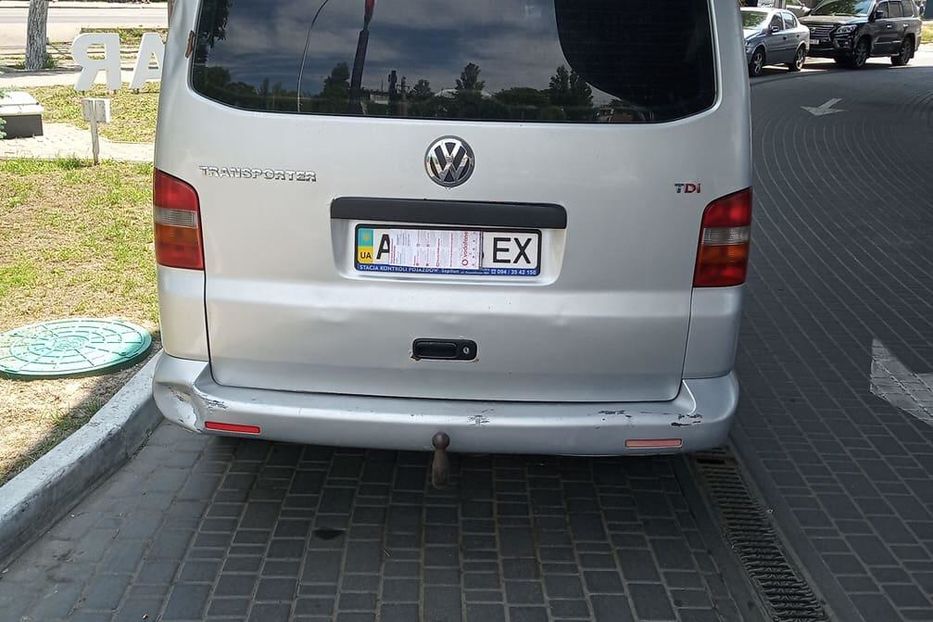 Продам Volkswagen T5 (Transporter) пасс. 2007 года в Одессе