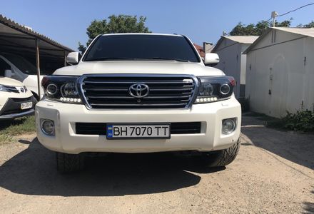 Продам Toyota Land Cruiser 200 2013 года в Одессе