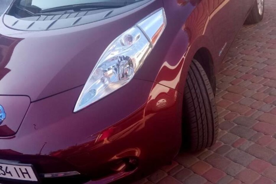 Продам Nissan Leaf электромобиль 2015 года в г. Бровары, Киевская область