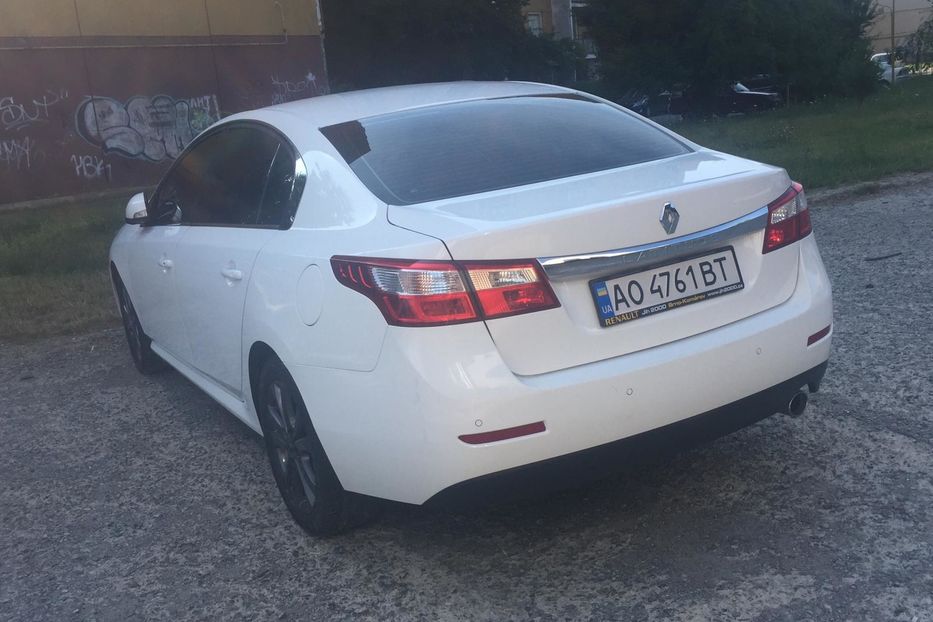 Продам Renault Latitude 2011 года в Ужгороде