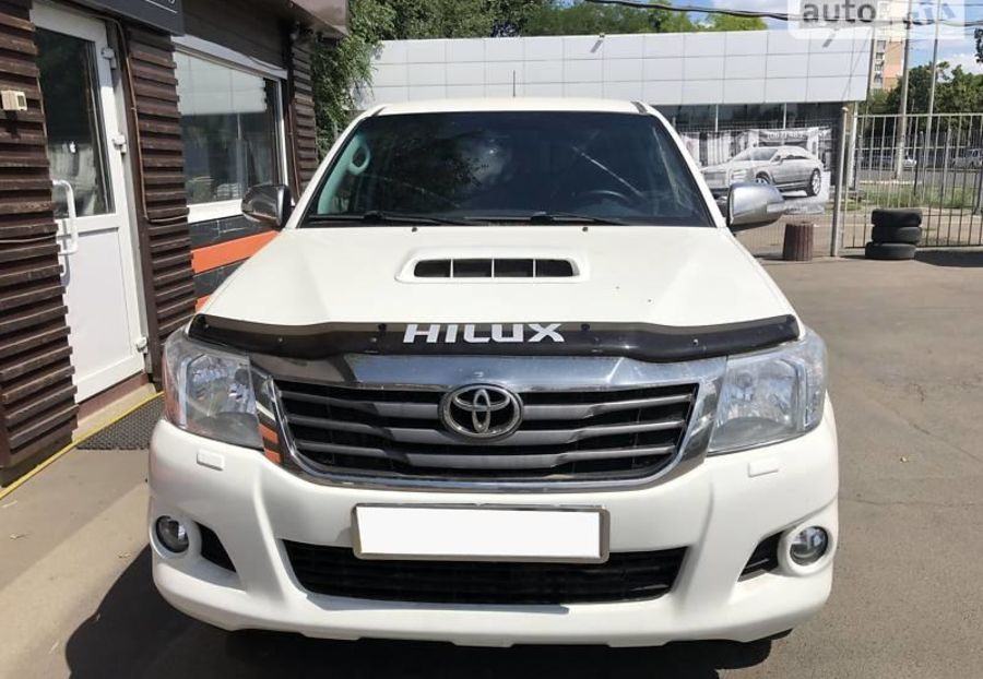 Продам Toyota Hilux 2013 года в Одессе