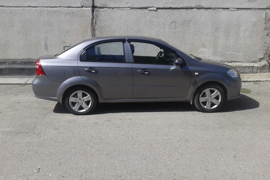 Продам Chevrolet Aveo LS 2007 года в Харькове