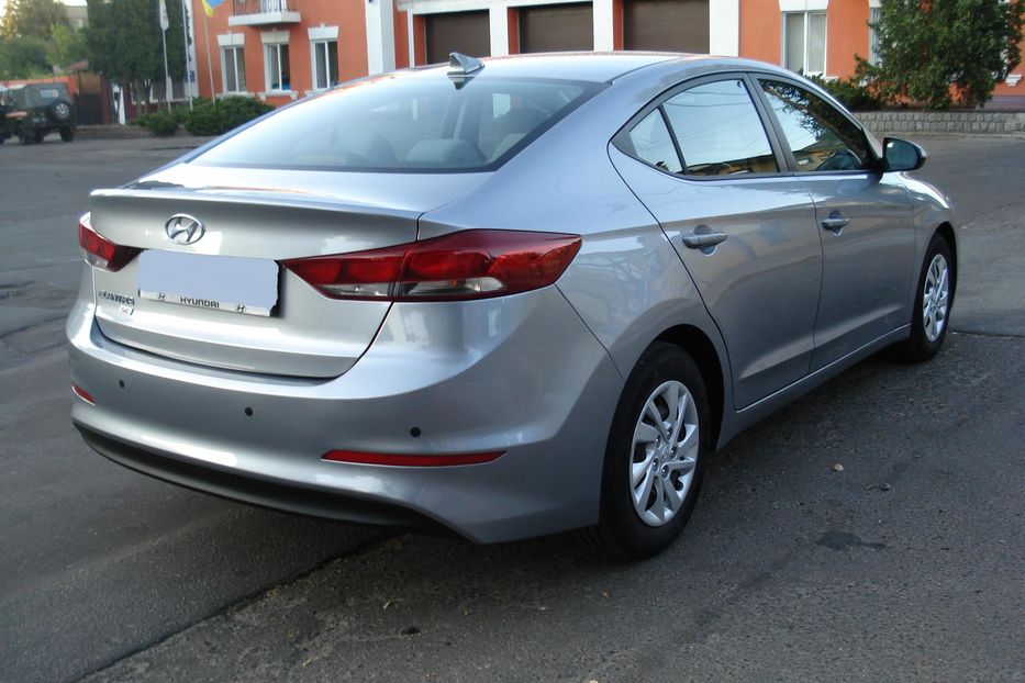 Продам Hyundai Elantra SE 2016 года в Черкассах