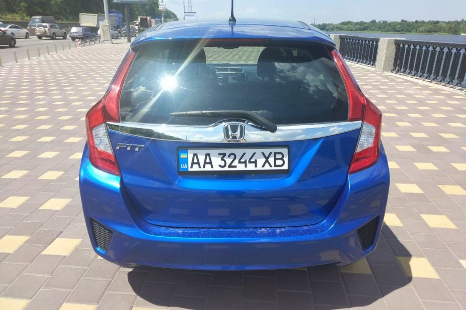 Продам Honda FIT 2015 года в Киеве